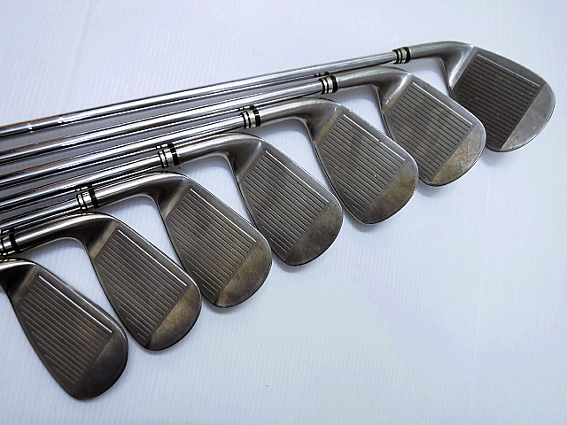 ダンロップ ゼクシオ7 セブン (XXIO 7) アイアン 2012 NSプロ 920GH/5-9.P.A(7本)/-/R/37 ダンロップ ゼクシオ7 セブン (XXIO 7) アイアン 2012 NSプロ 920GH/5-9.P.A(7本)/-/R/37.25/B